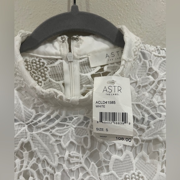 NWT ASTR SAMANTHA DRESS IN WHITE - Picture 6 of 8